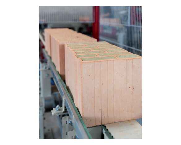 Product: Porotherm Monolithic Clay Block System T7-425m Whalf Block
