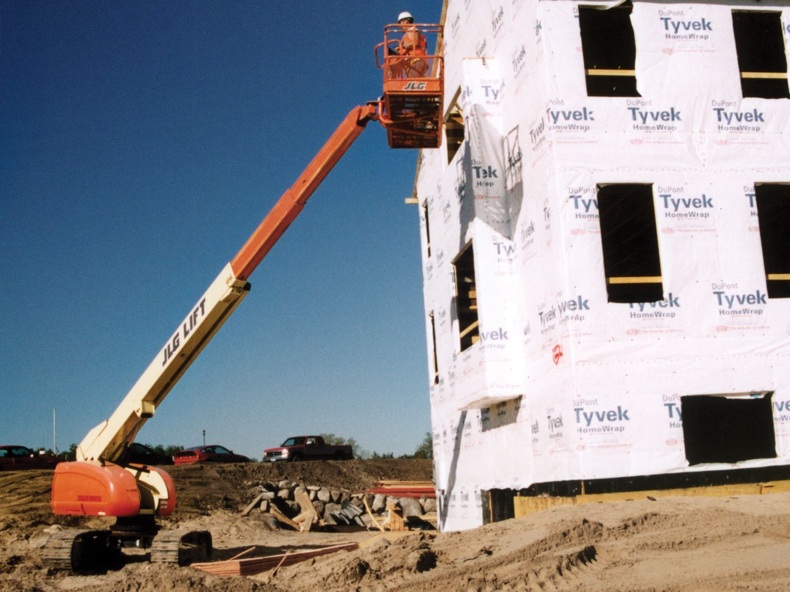 Product: 600SC New - Telescopic Crawler Boom Lift