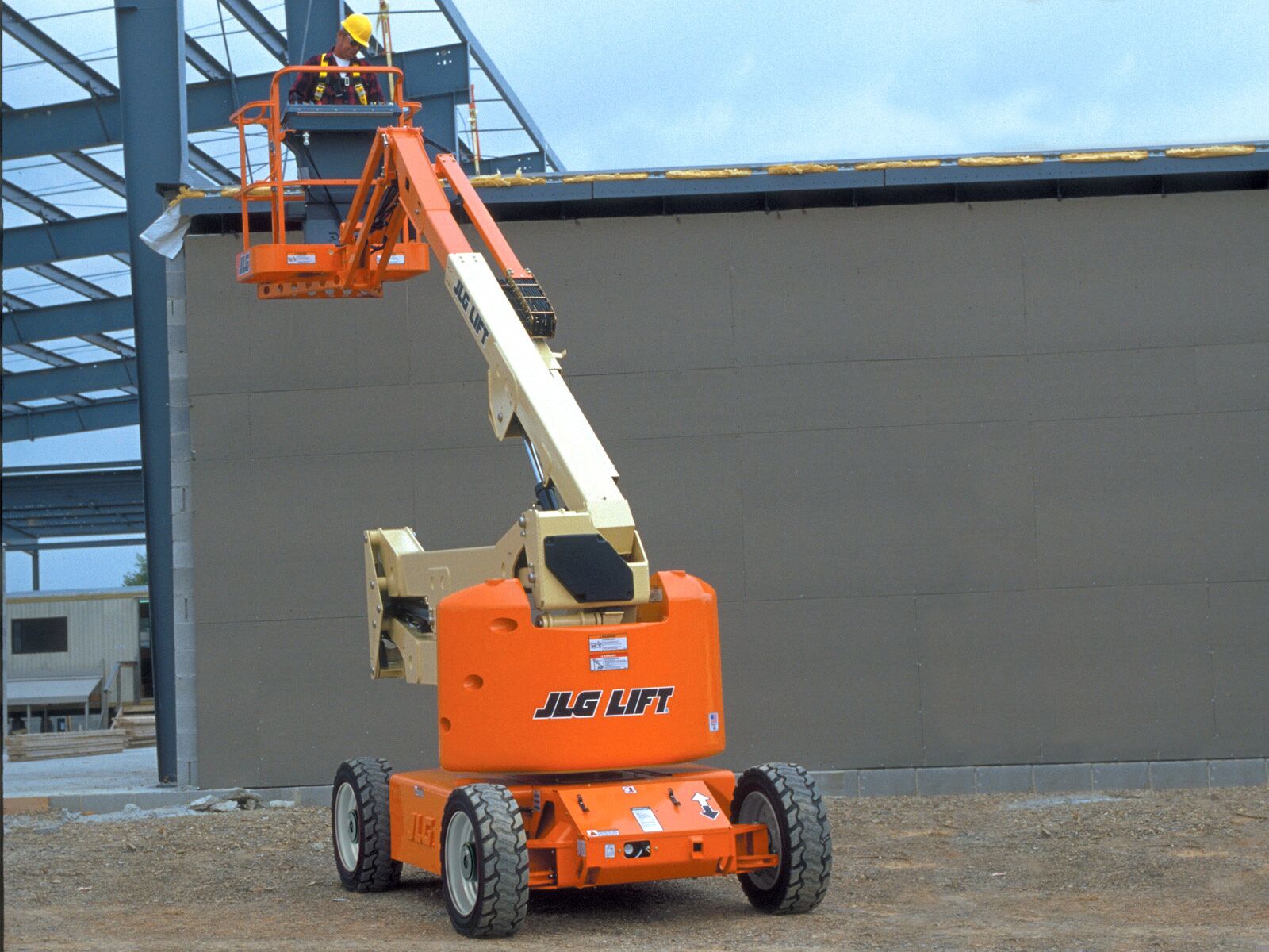 Product: E450AJ - Articulating Boom Lift